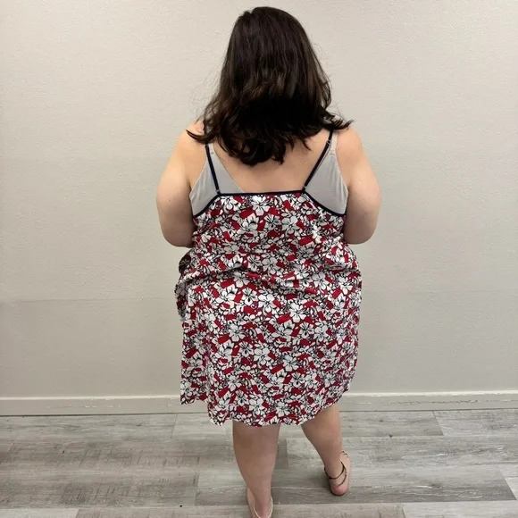 Vineyard Vines By target Hibiscus Floral Red Dress - Size 22/24 - Picture 2 of 3